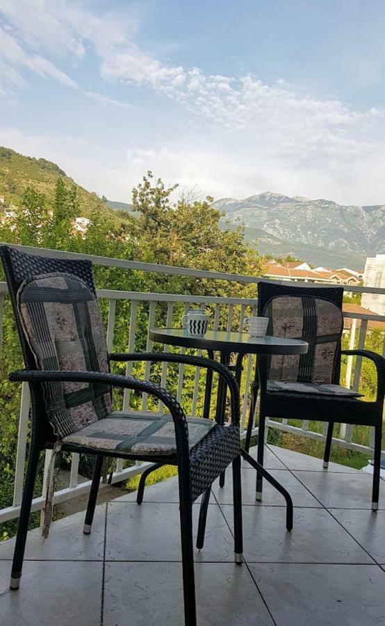 Monika Apartment Τίβατ Εξωτερικό φωτογραφία